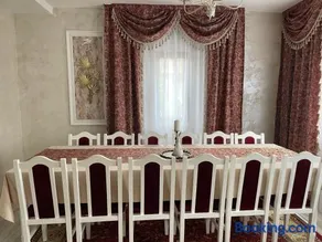 Casa cu Pitici - Image 1
