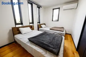 M'z Villa - Image 2