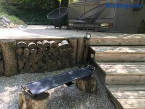 Bus atypique au bord du canal du midi et au cœur d'une forêt 2 chambres - Image 3