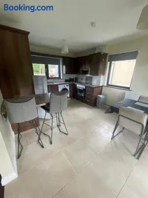 Traditional Style 3 Bed Home in Dundrum Tipperary - Image 4
