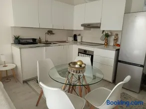 Duna Apartment, Garage, 2Room, smartTV,Dishwasher,AC - Image 2
