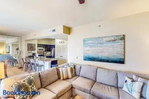 Stylish Beachfront Hideaway with Hot Tub and Pools - Image 3