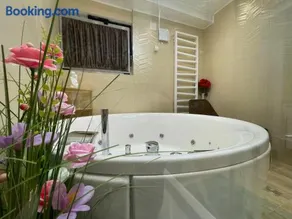 Apartman Jacuzzi Be Happy - Image 3