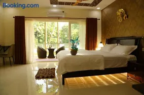 Riverside Inn Homestay - Image 3