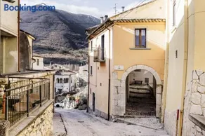 Hydromassage - La Corte di Castello 49 - Image 2