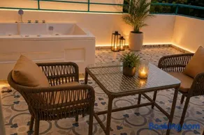Private Suite with Jacuzzi in Assagao GOA - Image 3