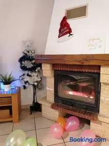 MAISON DE VILLAGE - Image 2