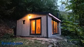 Chatička pod skalou - Cozy off grid solar cabin - Image 3