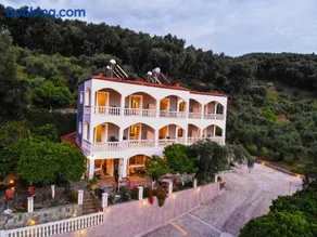 Vassilis Studios - Image 4