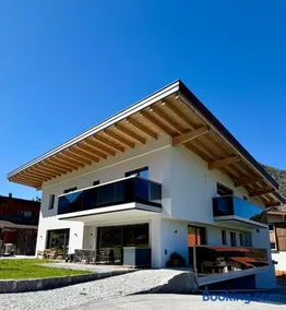 MALIA - Alpine Hideaway - Image 1