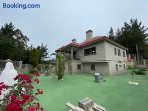 Impresionante casa con parcela en la naturaleza - Image 1