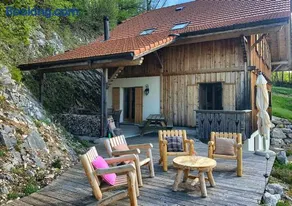 Chalet authentique avec magnifique vue - Image 3
