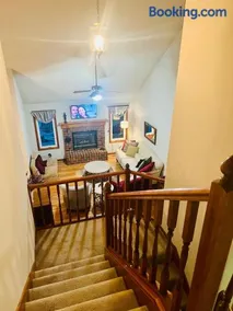 Sleeps 12! Main Level Primary Suite-Beautiful Backyard Oasis - Image 3