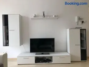 Amélia medencés apartman 10p-re a Tagore sétánytól - Image 2