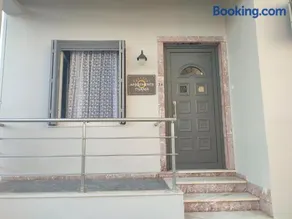 Sunday Apartment Chania 2A - Image 1