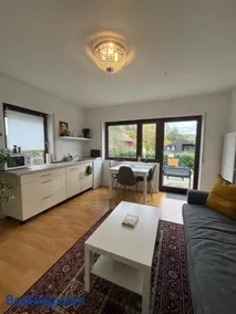 Stilvolles Apartment nahe Therme und PreZero Arena - Image 1