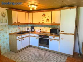 Familienfreundliches gemütliches Apartment mit Terrasse, Grill und Garten - Image 2