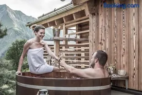 Aadla Walser-Chalets mit privater Sauna, Hotpot und Hotelservice - Image 2