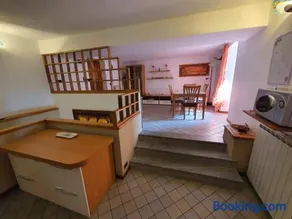 Deby House - Image 2