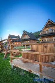 Osada Szaflary - jacuzzi na wyłączność dla każdego domku, ogólnodostępna sauna i plac zabaw w cenie - Image 1