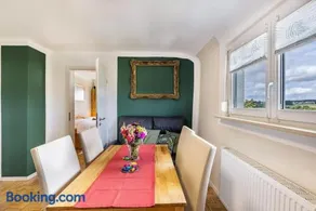Wohnung mit Garten, Grill und Terrasse | Gartenblick | Perfekt für die Arbeit von Zuhause - Image 1