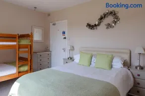 Elberry Farm - unique seaside farmhouse - Image 2
