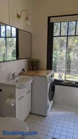 Whispering Moon Cottage - Image 4