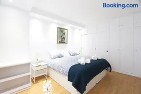 Urbantec Realty - Plaza de Colón - Image 4