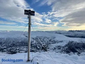 Cabin in the heart of Nordfjord - Image 4