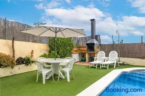 Chalet vacacional en Comarruga con piscina cerca de la playa y check in autónomo - Image 2