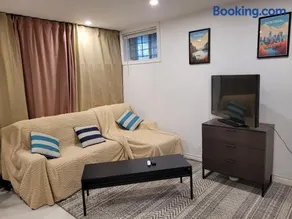 Logement complet, proche métro, parking gratuit - Image 2