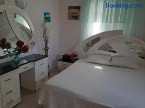 Cozy flat in Nea Makri - Image 2