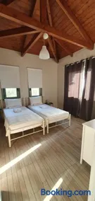 Eltheo Villas - Image 4
