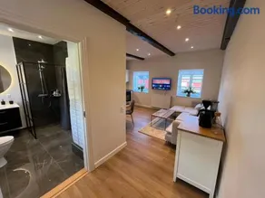 Luxurious apartment in Manor House - Image 5
