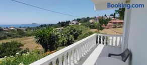 Nikolas House - Image 4