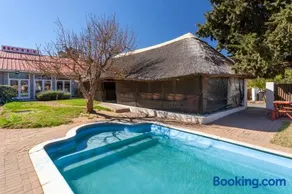 Loganda Karoo Lodge - Image 1