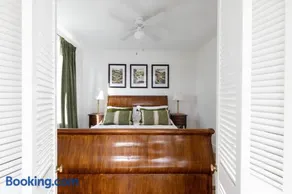 Luxury Cornish Seaview Bungalow - Image 5