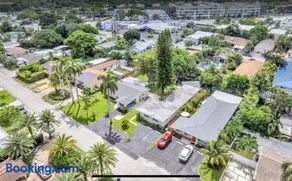 The Pines Hideaway-Wilton Manors - Image 2