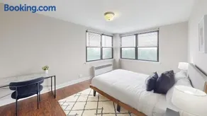 Avenue A810 Epic 2Br, Pool, Gym, Parking - Image 4
