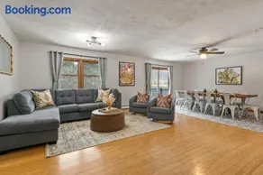 Near Ithaca!Hot Tub! LRG Home!Sleeps 14! Dogs ok! - Image 2
