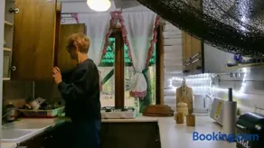 Przytulny domek w lesie blisko rzeki - Image 2