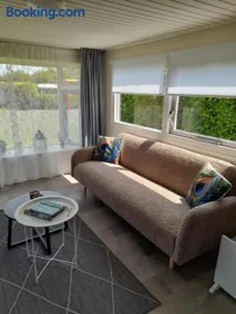 Chalet B2 - Image 2