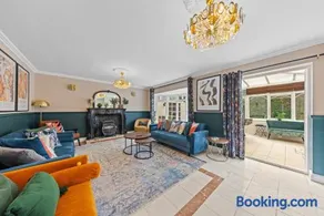 Luxury House in Hertfordshire - Image 5