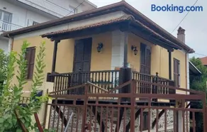 Venetia's Home - Image 1