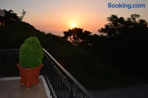 D & K Guest House - Image 5