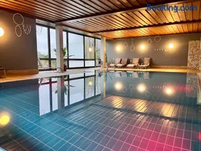 Goldener Hahn Residence Ferienwohnungen mit Infrarot Sauna, Panorama Aussicht & Pool, Frühstücksservice im Aparthotel - Image 2