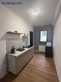 Castle View Apartments - Image 4