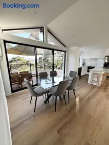 Bella Vista with swimming pool and ocean view - Image 1