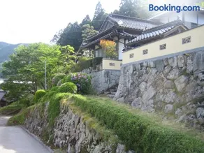 Japanese Style Inn Dohzen Miwa - Image 1