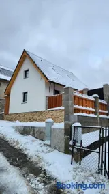 Domček pod Salašom fínska sauna, kaďa, mini ihrisko - Image 2
